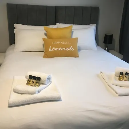 Grove House Holiday home Leeds (West Yorkshire)